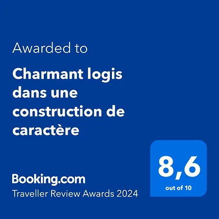 Logis Dans Construction De Caractere Lägenhet