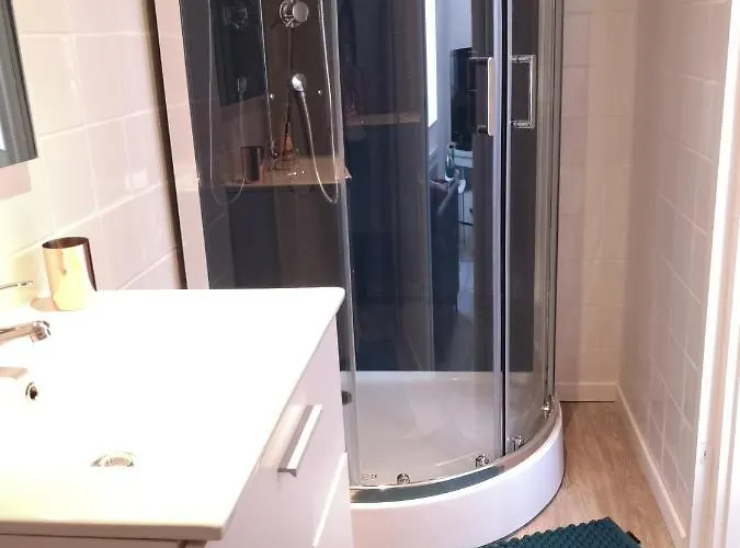 Logis Dans Construction De Caractere