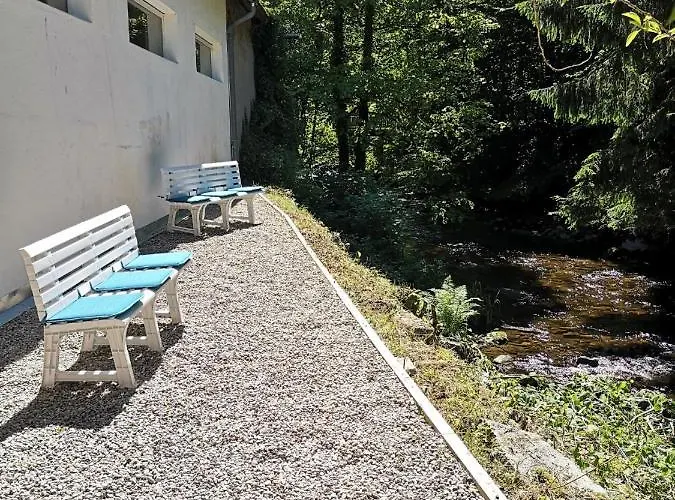 Logis Dans Construction De Caractere 제라르메르